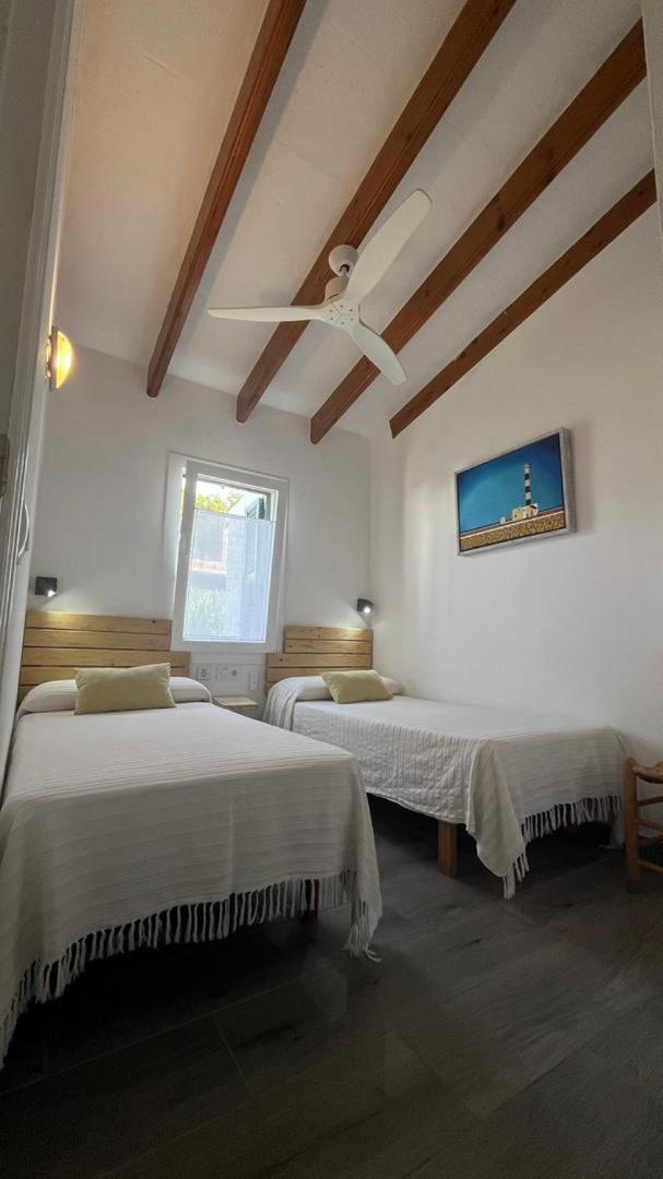 Apartamento con piscina y playa Son Xoriguer Exterior foto